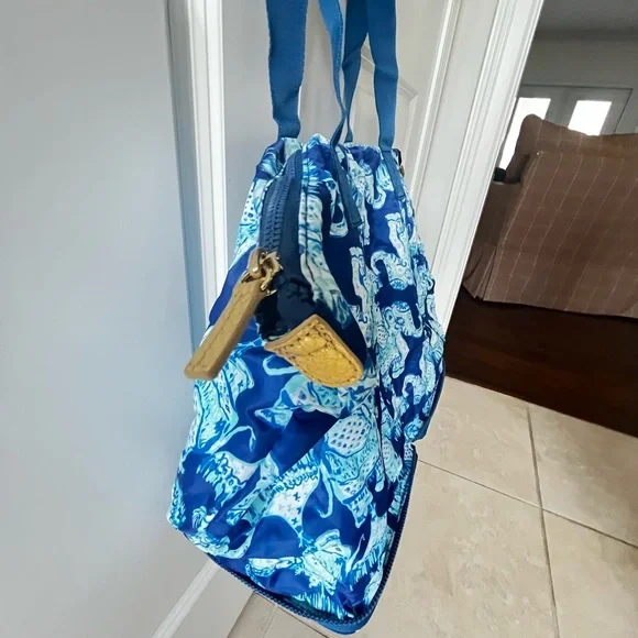 Lilly Pulitzer Chic Blue Elephant Pattern Nylon Tote Packable Travel Beach - Picture 5 of 12